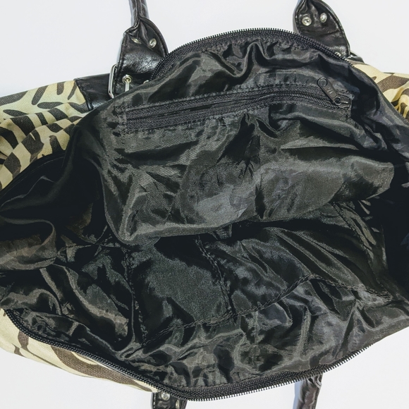 Brown and cream zebra print handbag - Picture 4 of 4